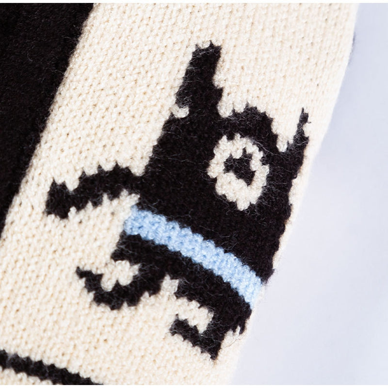 Rio’s Cozy Monster Knit