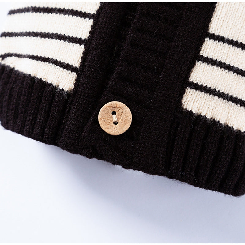 Rio’s Cozy Monster Knit